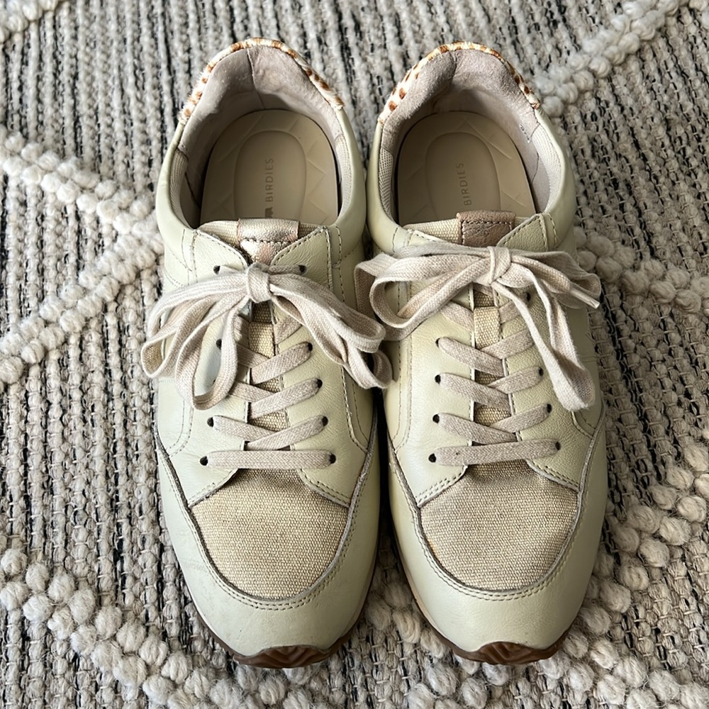 Birdies Size 9.5 Sneakers - Picture 2 of 3